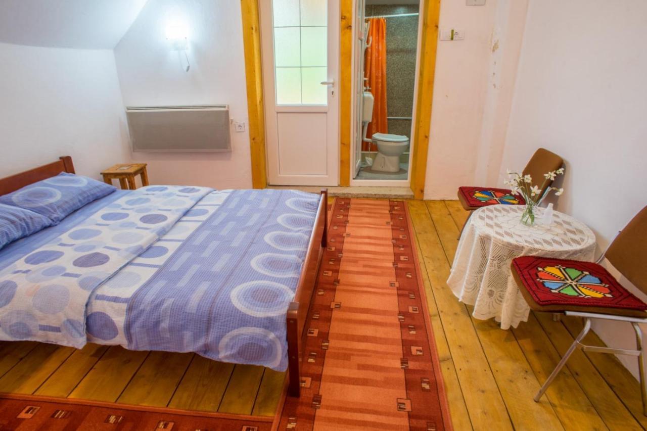 Family Farm Jezera Pension Žabljak Buitenkant foto