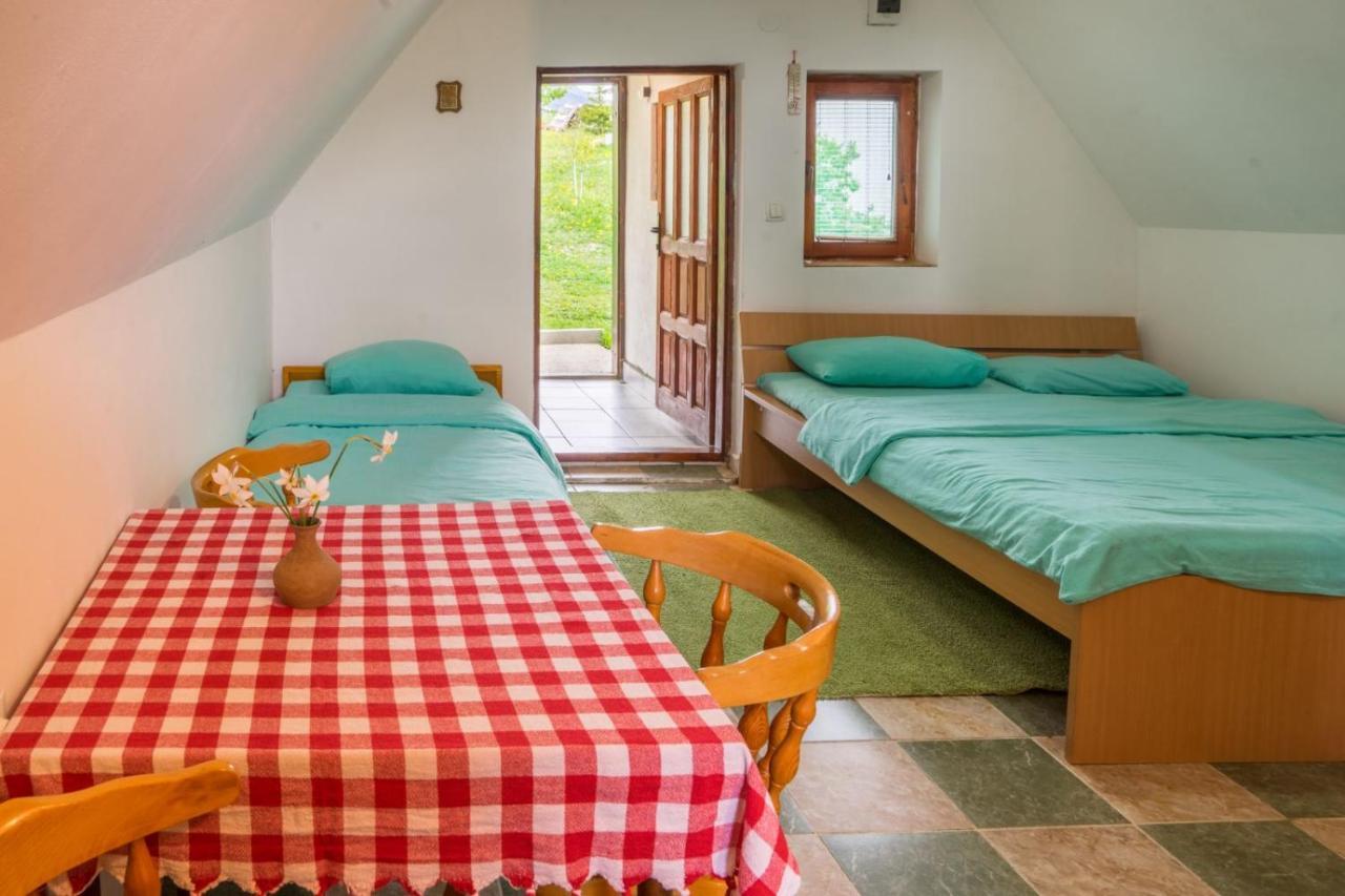 Family Farm Jezera Pension Žabljak Buitenkant foto